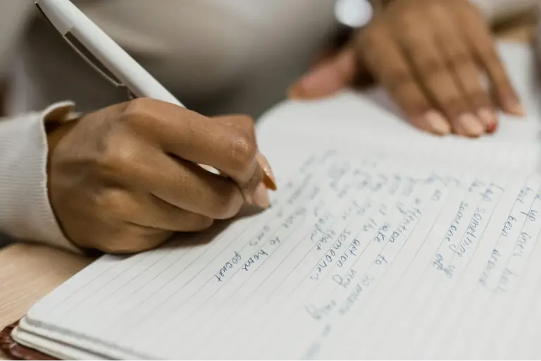Prefeitura de Camboriú abre inscrições para concurso com vagas para Procurador e Analista Jurídico