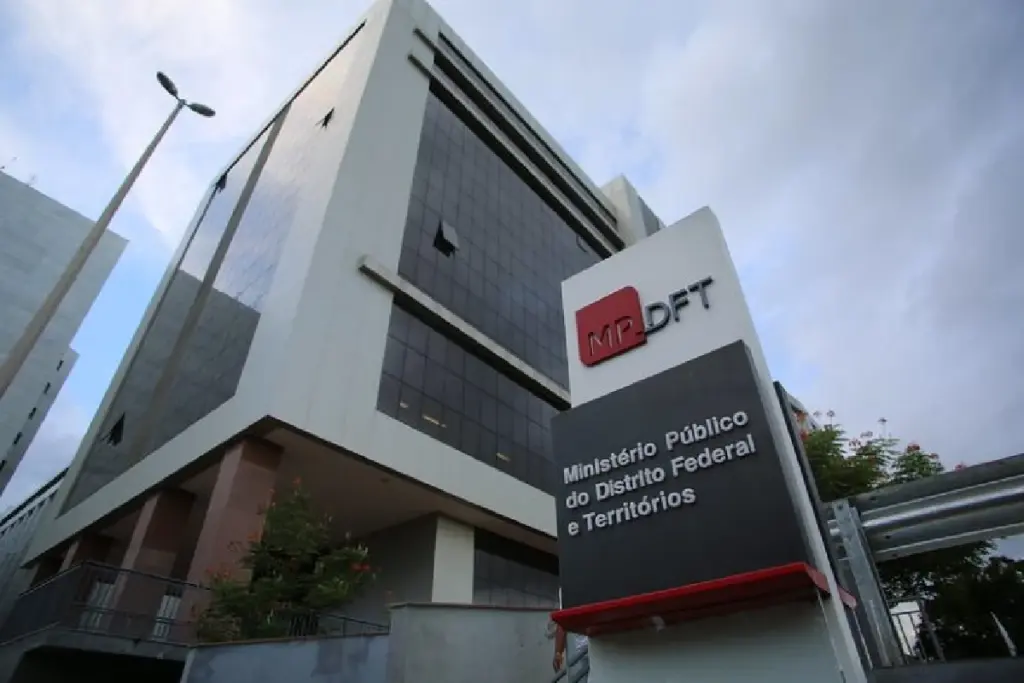 Faixada do Ministério Público do Distrito Federal e Territórios