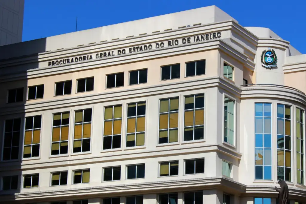 Fachada da Procuradoria-Geral do Estado do Rio de Janeiro (PGE RJ)