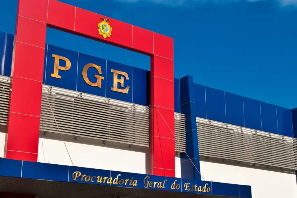 Fachada da PGE AM