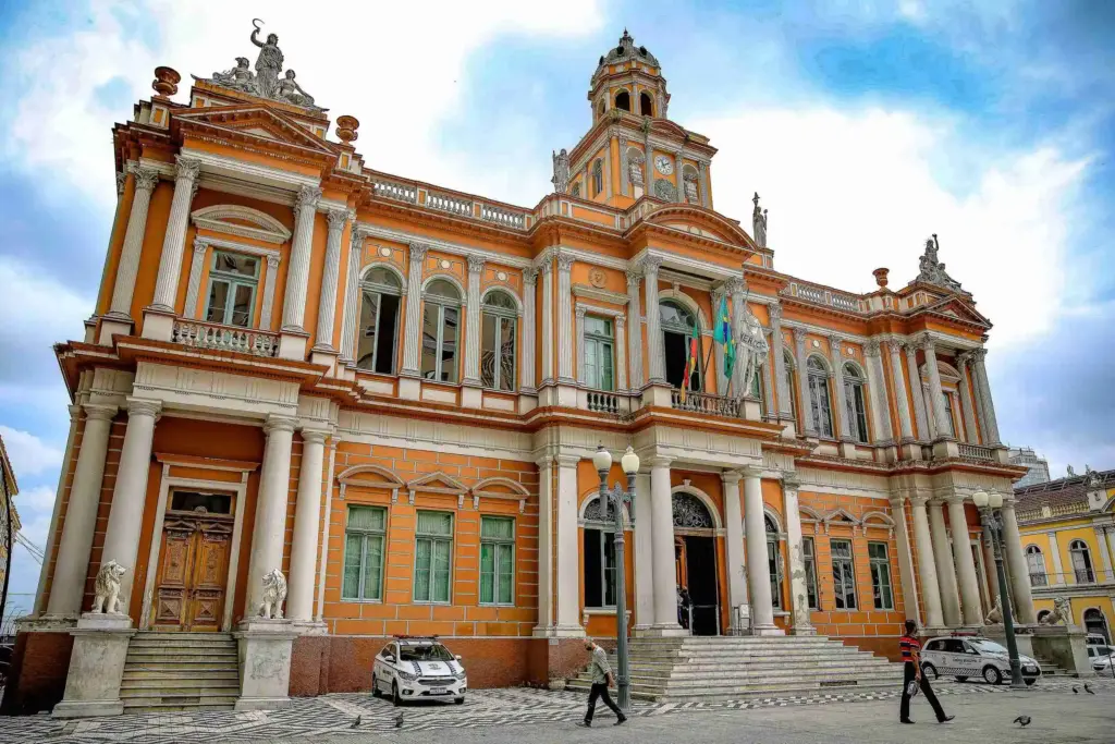 Fachada da Câmara Municipal de Porto Alegre