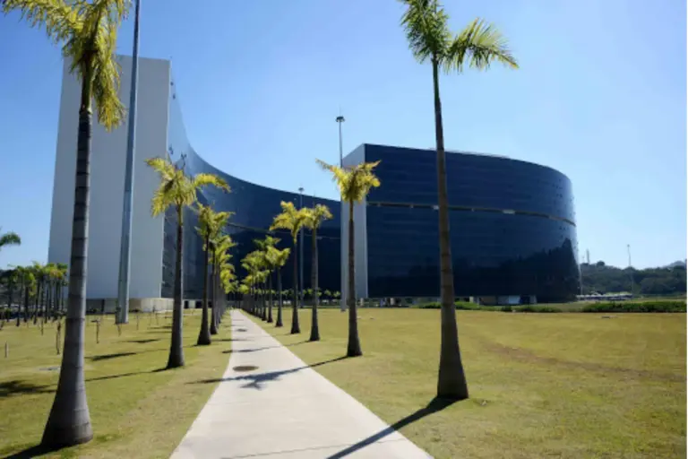 Concurso SEFAZ MG: edital aguarda autorização do governador