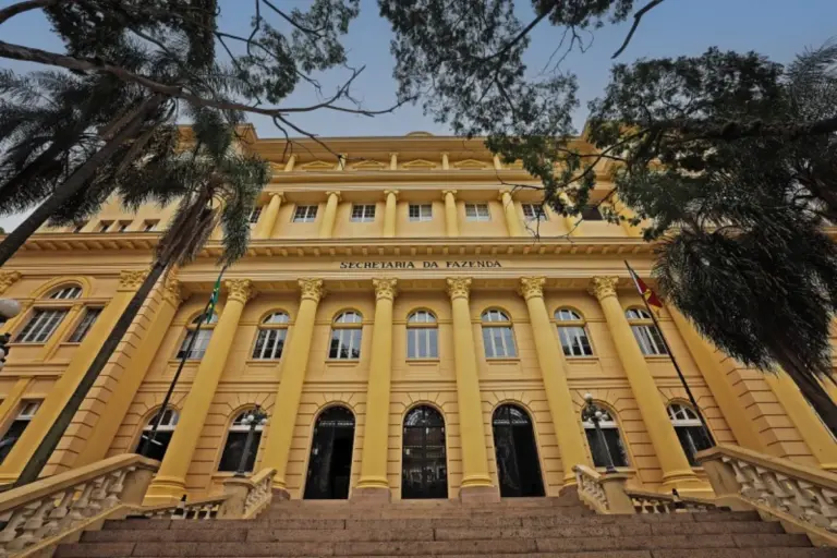 Concurso SEFAZ RS: portarias confirmam editais para Auditor-Fiscal e Analista