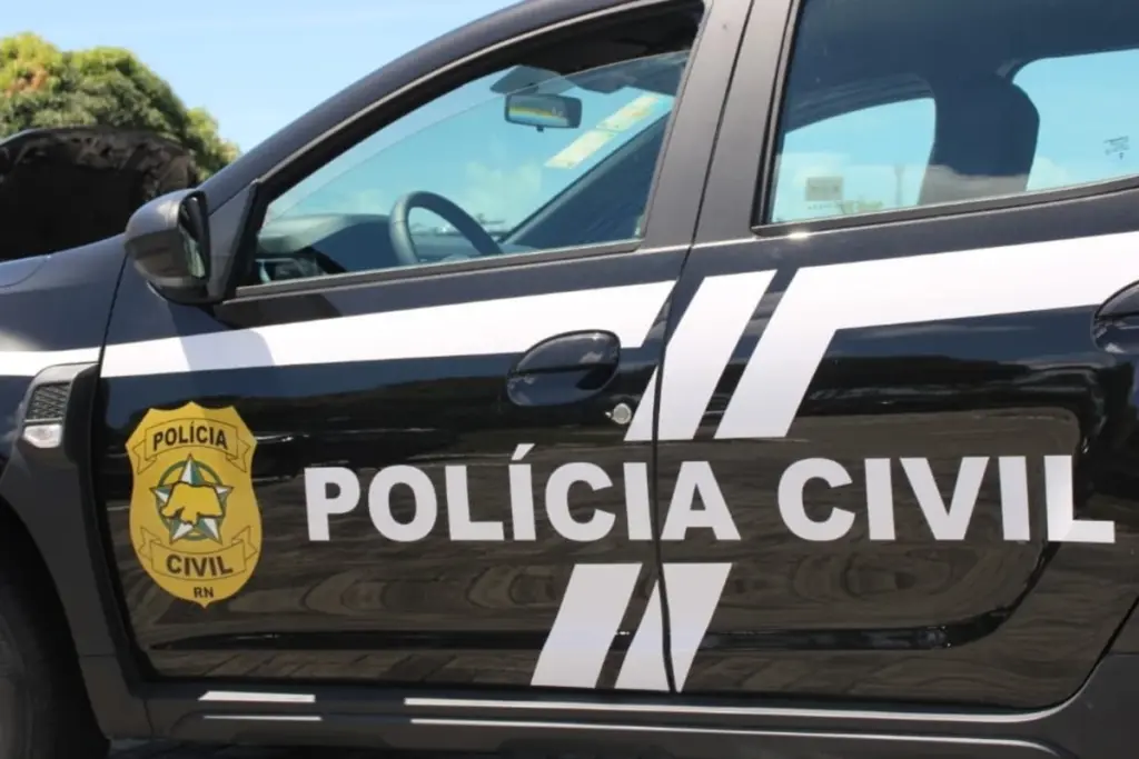 Viatura da Polícia Civil