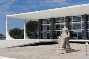 Acordo no STF suspende concursos no DF para salvar o BRB; entenda os impactos nas seleções da SEFAZ DF e do TCDF