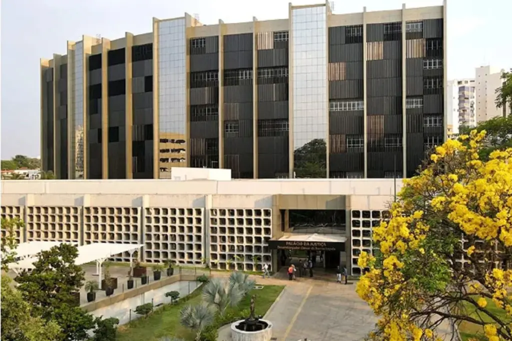 Fachada do TJGO