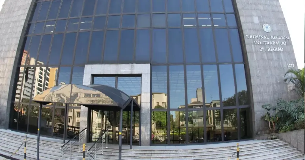 Fachada do Tribunal Regional do Trabalho da 2ª Região (TRT 2)