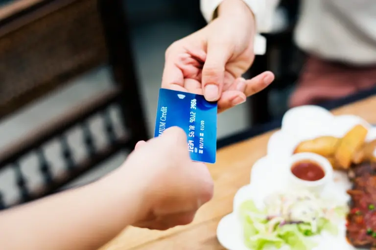 Concursos públicos com auxílio-alimentação acima de R$ 2 mil