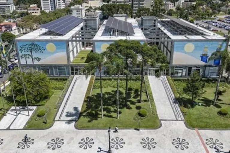 Concurso ISS Curitiba tem banca contratada e edital para Auditor Fiscal é aguardado