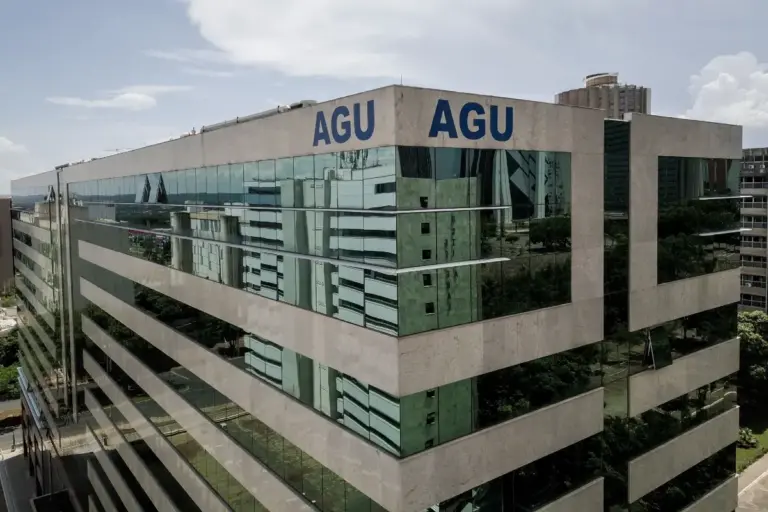 Concurso Procurador Federal AGU: edital sai ainda em 2026? 