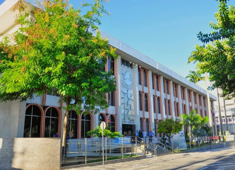 Concurso AL PB Servidores: edital previsto para 2026 e provas em 2027